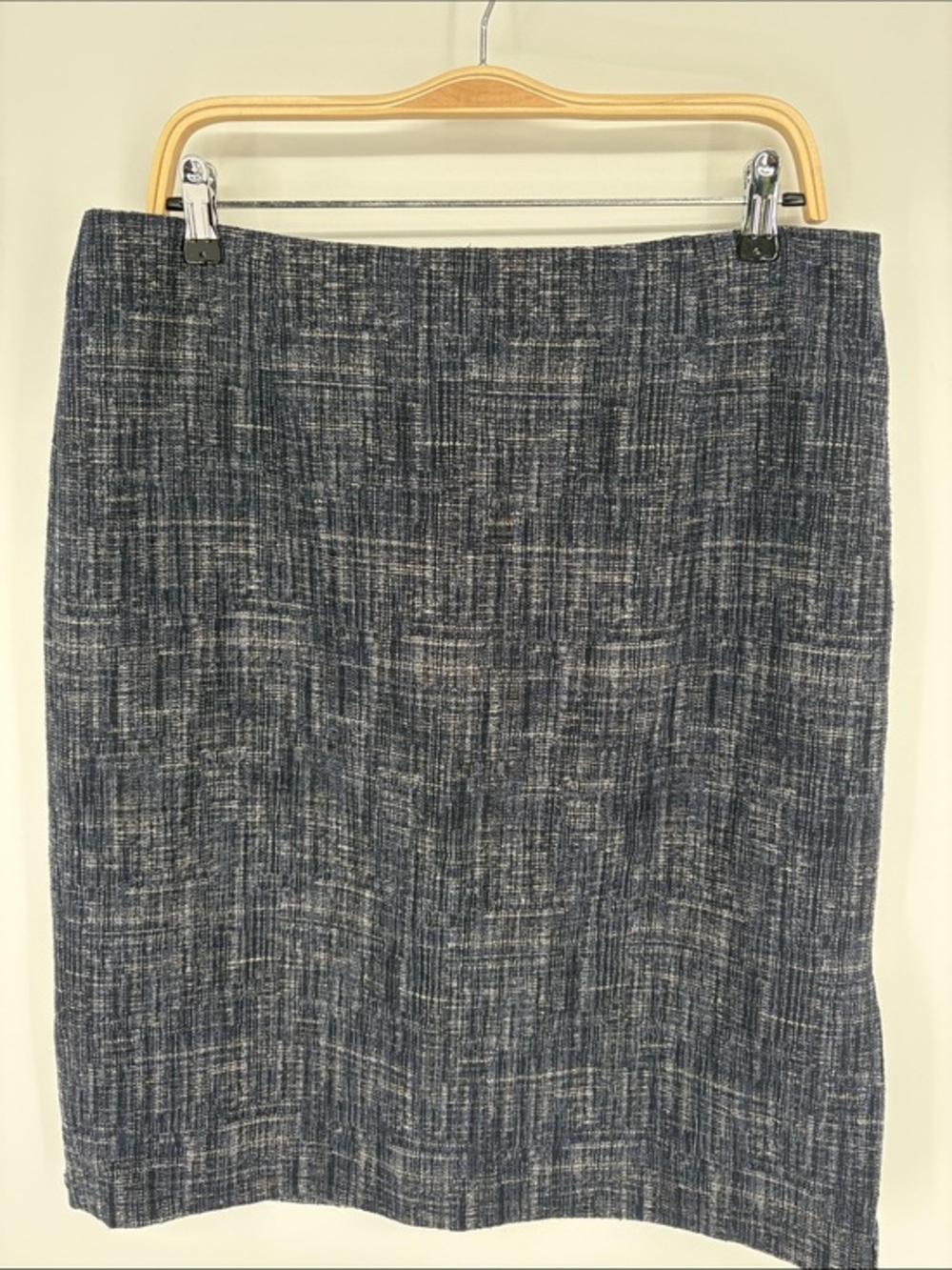 🌋 Banana Republic Navy Tweed Pencil Skirt